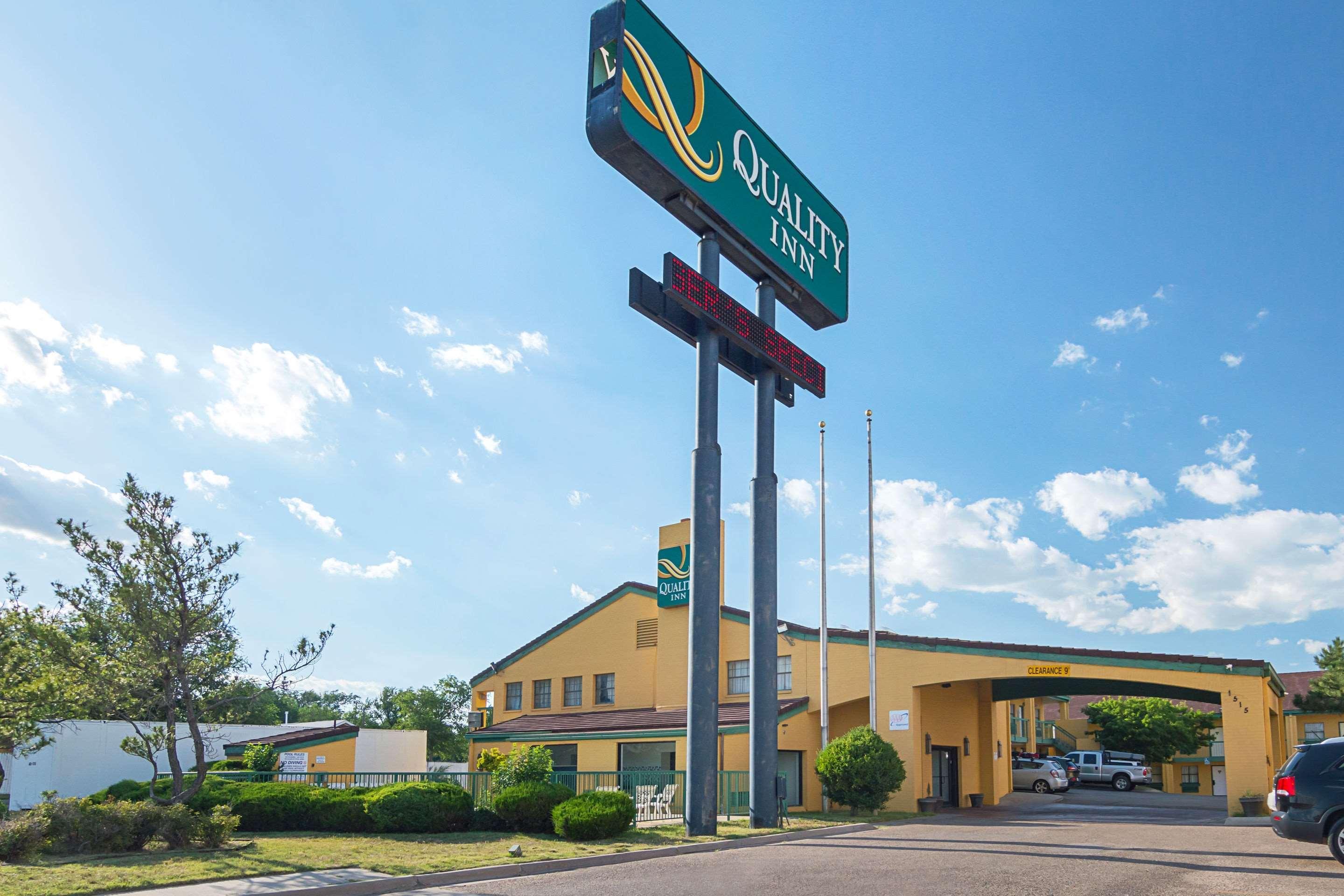 Gasthof Quality I-40 East 3*